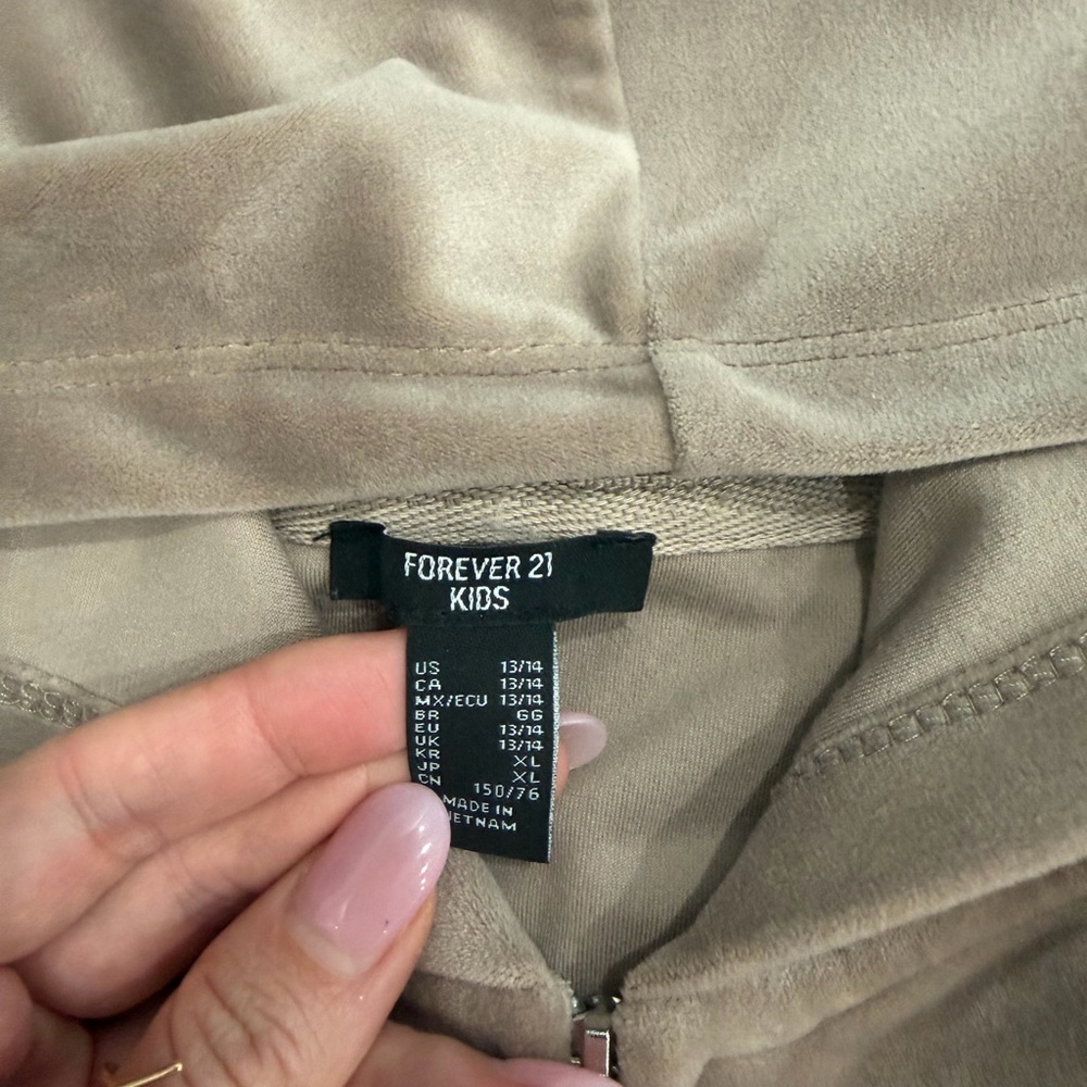 Forever 21 Kids Beige hoodie